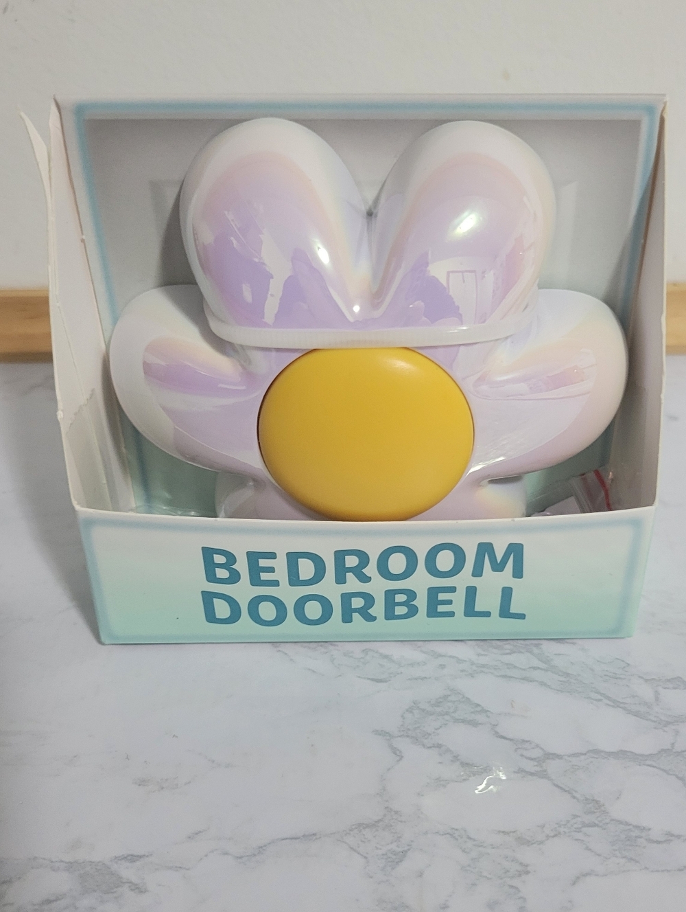 Iridescent Daisy Bedroom Doorbell - Yellow Center, NEW